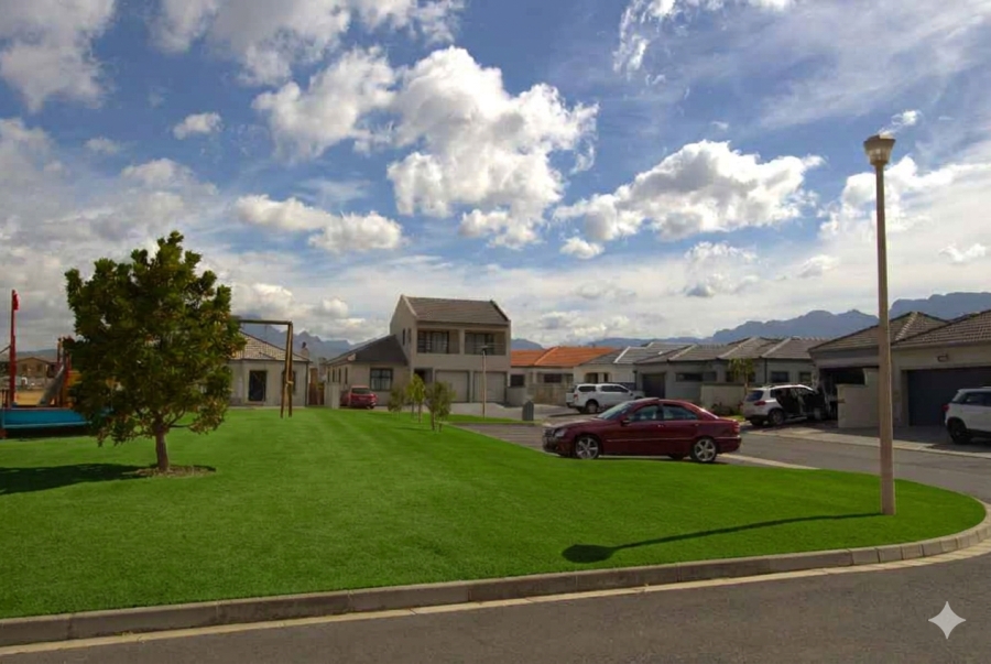 4 Bedroom Property for Sale in Fairview Golf Estate Western Cape